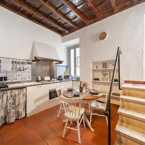 https://cozy-charme-apartment-in-rome.it-romehotels.com