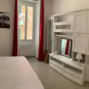 https://casa-del-pittore.hotelitalianriviera.com